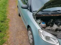 Gebraucht Skoda Fabia 60 PS (44 kW) 2010 Silber Limousine