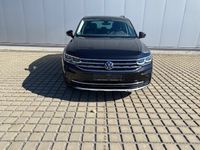 Gebraucht VW Tiguan Elegance 200 PS (147 kW) 2020 Keine angabe schwarz (deep black perleffekt) metallic SUV