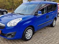 Second-hand Opel Combo Edition 95 CP (69 kW) 2015 Albastru Monovolum