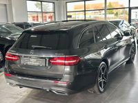 Gebraucht Mercedes E300 AMG 306 PS (225 kW) 2021 Grau Limousine