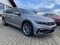 Gebraucht VW Passat Individual 218 PS (160 kW) 2021 Pyritsilber metallic Kombi