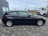 gebraucht BMW 116 i/NAVI/SHZ/ALU/2.HAND/EURO6