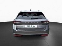 Neu Skoda Superb Selection 150 PS (110 kW) 2026 Grau Kombi