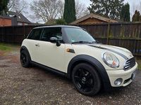 Usata Mini Cooper 120 CV (88 kW) 2007 Bianco Utilitaria