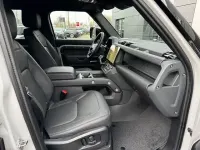 Gebraucht Land Rover Defender HSE Dynamic 349 PS (256 kW) 2026 Grau SUV
