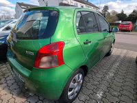 Gebraucht Toyota Yaris 70 PS (51 kW) 2007 Grün Kleinwagen