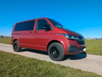 Gebraucht VW Multivan 150 PS (110 kW) 2021 Rot Van / Kleinbus