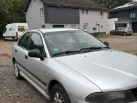 Gebraucht Mitsubishi Carisma 103 PS (75 kW) 2002 Grau Limousine