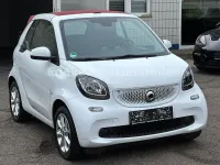 Gebraucht Smart ForTwo Cabrio Basis 90 PS (66 kW) 2019 Weiß Cabrio