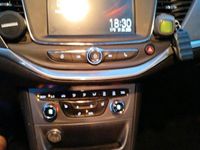 Gebraucht Opel Astra 125 PS (91 kW) 2016 Grau Limousine