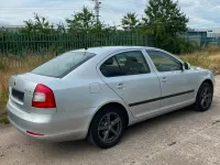 Gebraucht Skoda Octavia 105 PS (77 kW) 2011 Silber Limousine