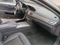 gebraucht Mercedes E300 Kombi mit AHK BlueTEC T AVANTGARDE