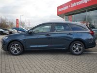 gebraucht Hyundai i30 cw 1.5DPI 2-Zonen-Klima Sitzheizung LED