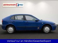 Usata Seat Leon 105 CV (77 kW) 2004 Blu Utilitaria
