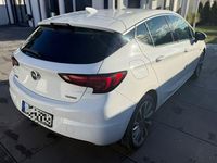 Gebraucht Opel Astra 150 PS (110 kW) 2017 Weiß Limousine