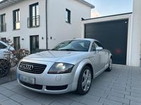 Second-hand Audi TT Design 224 CP (164 kW) 2000 Argintiu Coupe