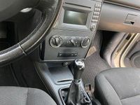 Gebraucht Mercedes A160 95 PS (69 kW) 2012 Weiß Limousine