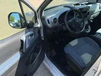 Gebraucht SsangYong Korando Crystal 150 PS (110 kW) 2014 Schwarz SUV