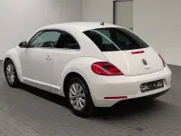 Używany VW Beetle Design 105 KM (77 kW) 2012 Biały Hatchback