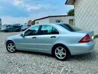 Gebraucht Mercedes C200 116 PS (85 kW) 2002 Grau Limousine