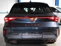 Neu Cupra Leon VZ 272 PS (200 kW) 2025 Grau Limousine