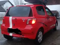 Gebraucht Toyota Yaris Luna 87 PS (63 kW) 2002 Rot Limousine