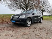 Gebraucht Mercedes ML320 224 PS (164 kW) 2008 Schwarz SUV