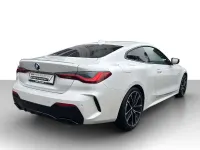 Gebraucht BMW 440 374 PS (275 kW) 2022 Mineralweiss metallic Coupé