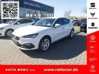 Używany Seat Leon Style 150 KM (110 kW) 2025 Biały Sedan/Limuzyna