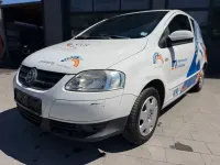Gebraucht VW Fox Basis 54 PS (39 kW) 2009 Weiß Kleinwagen