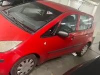 Gebraucht Mitsubishi Colt Inform 75 PS (55 kW) 2006 Rot Limousine