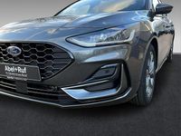 Neu Ford Focus ST-Line X 155 PS (114 kW) 2026 Grau Limousine