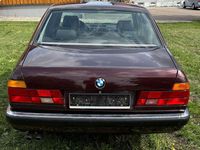 Gebraucht BMW 735 211 PS (155 kW) 1991 Rot Limousine