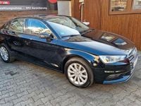 Gebraucht Audi A3 Attraction 110 PS (80 kW) 2016 Brillantschwarz Limousine