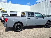 Gebraucht Nissan Titan 305 PS (224 kW) 2011 Schwarz Pickup