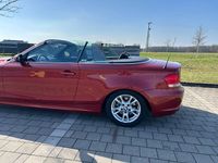 Gebraucht BMW 118 140 PS (102 kW) 2009 Rot Kleinwagen