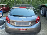 Gebraucht Peugeot 208 Style 82 PS (60 kW) 2017 Grau Kleinwagen