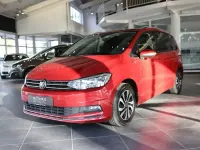 Gebraucht VW Touran Active 150 PS (110 kW) 2023 Kings red Van / Kleinbus