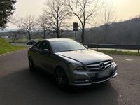 Gebraucht Mercedes 220 170 PS (125 kW) 2011 Schwarz Coupé