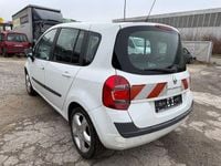 Gebraucht Renault Grand Modus 103 PS (75 kW) 2012 Weiß Van / Kleinbus