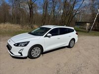 Gebraucht Ford Focus Cool & Connect 120 PS (88 kW) 2020 Weiß Kombi