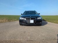 Gebraucht BMW 320 170 PS (125 kW) 2007 Schwarz Limousine