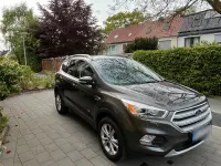 Second-hand Ford Kuga 150 CP (110 kW) 2016 Gri SUV