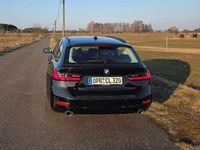 Gebraucht BMW 320 Advantage 184 PS (135 kW) 2021 Schwarz Kombi