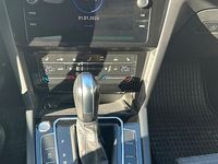 Gebraucht VW Passat 150 PS (110 kW) 2022 Silber Kombi