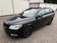Gebraucht Skoda Octavia 105 PS (77 kW) 2012 Schwarz Kombi