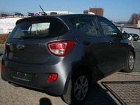 Gebraucht Hyundai i10 67 PS (49 kW) 2016 Grau Kleinwagen
