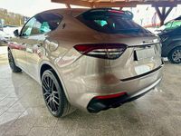 Gebraucht Maserati Levante 430 PS (316 kW) 2022 Grau SUV