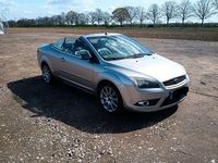Gebraucht Ford Focus Cabriolet Titanium 145 PS (106 kW) 2007 Silber Cabrio