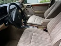 Gebraucht Mercedes E230 133 PS (97 kW) 1992 Andere farben Limousine